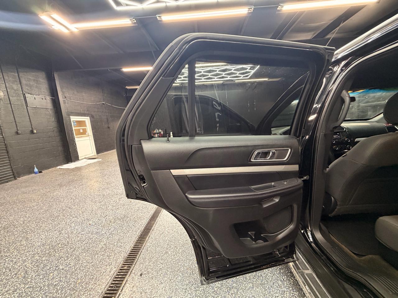 Ford Explorer XLT FWD 2017