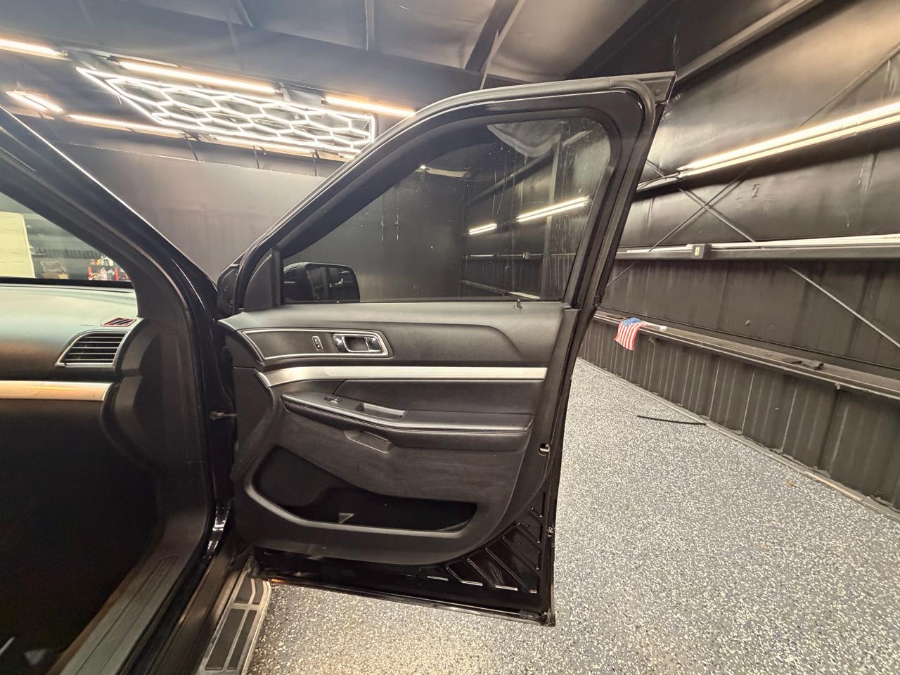 Ford Explorer XLT FWD 2017