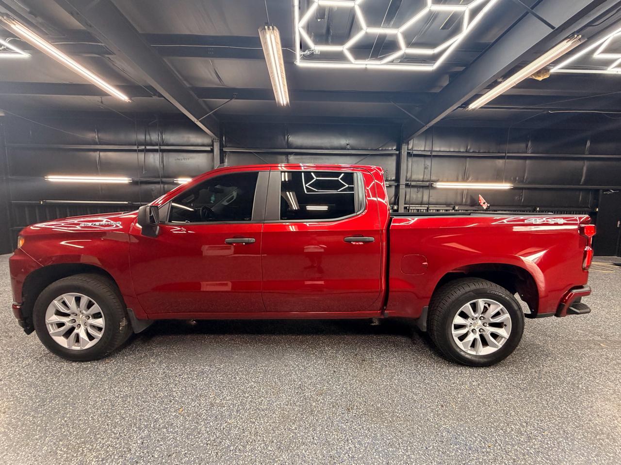 Chevrolet Silverado 1500 Custom Crew Cab Short Box 4WD 2021