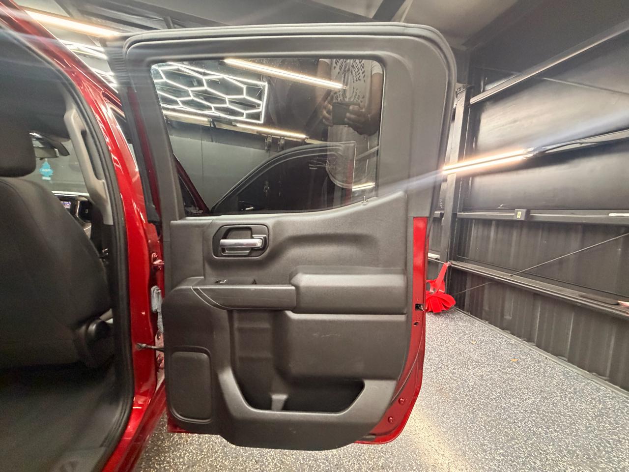 Chevrolet Silverado 1500 Custom Crew Cab Short Box 4WD 2021
