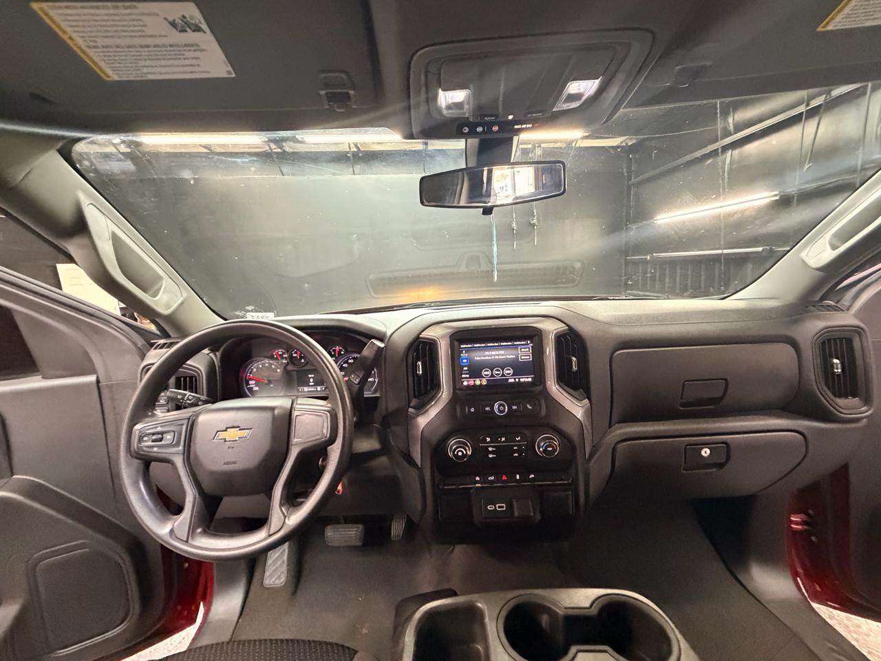 Chevrolet Silverado 1500 Custom Crew Cab Short Box 4WD 2021