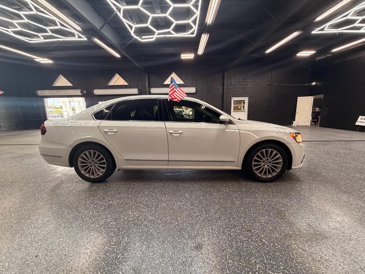 Volkswagen Passat SE 6A 2017