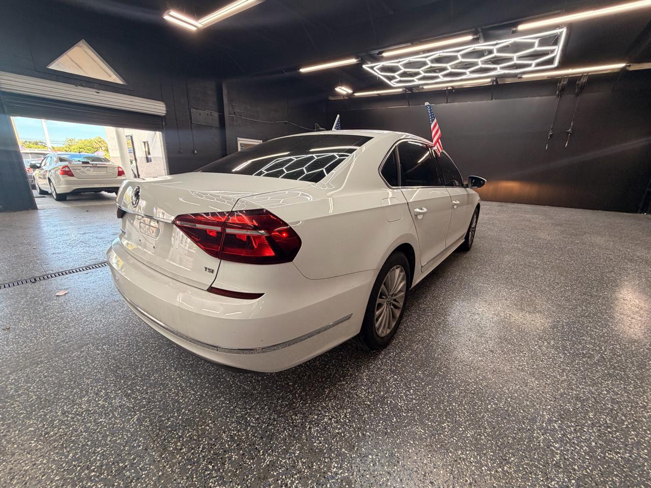 Volkswagen Passat SE 6A 2017