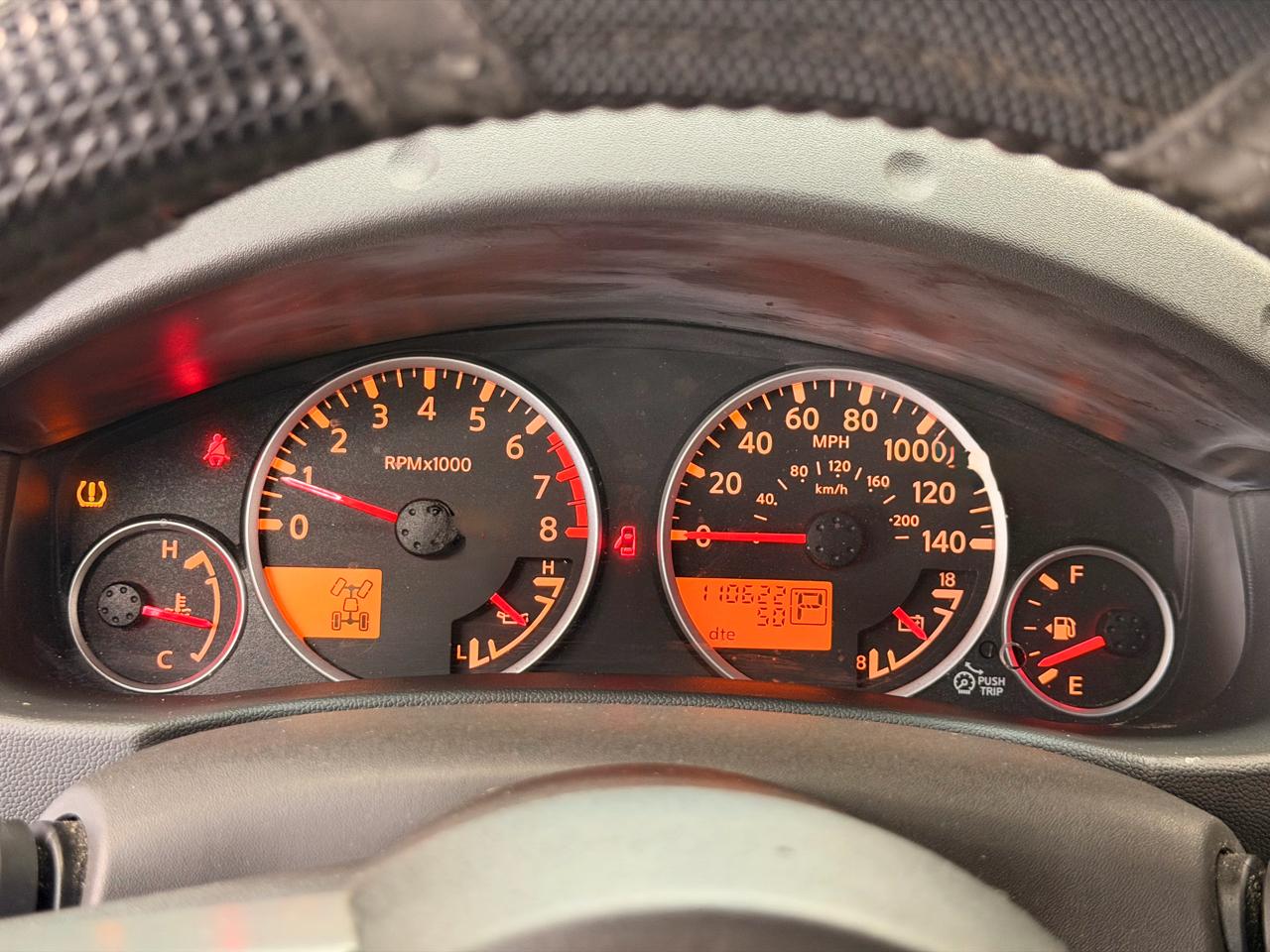Nissan Xterra Off-Road 4WD 2009