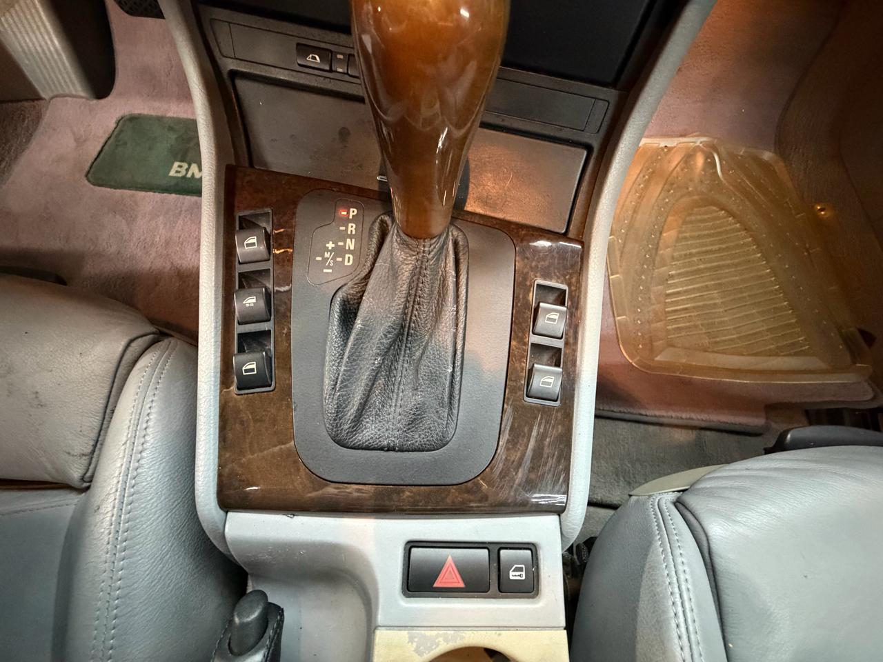 BMW 330Ci Base 2001