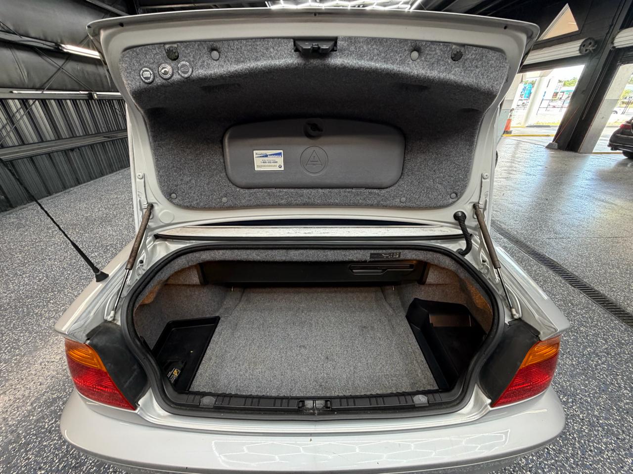 BMW 330Ci Base 2001