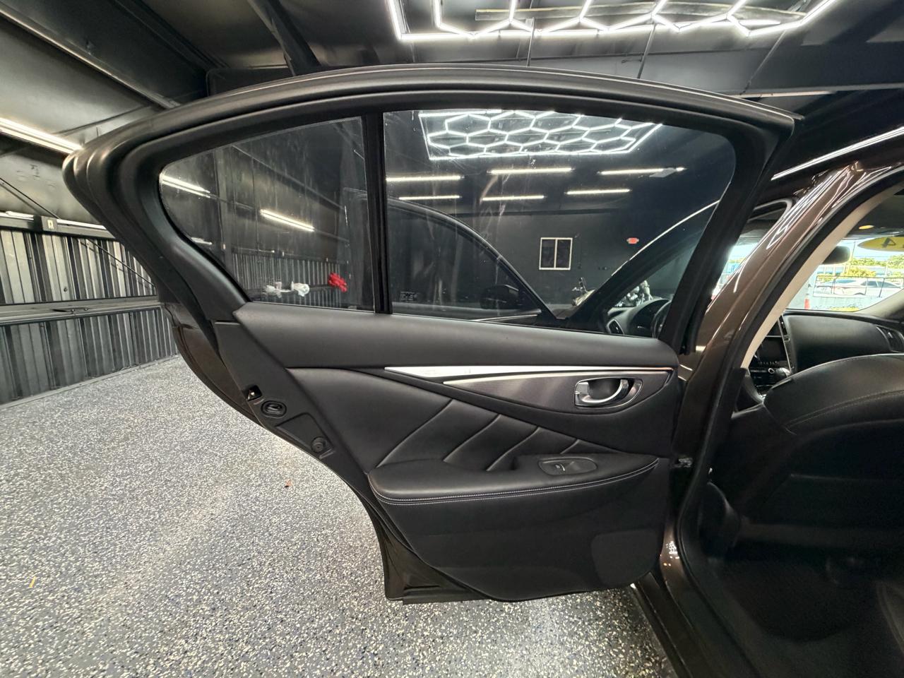 Infiniti Q50 Premium 2014
