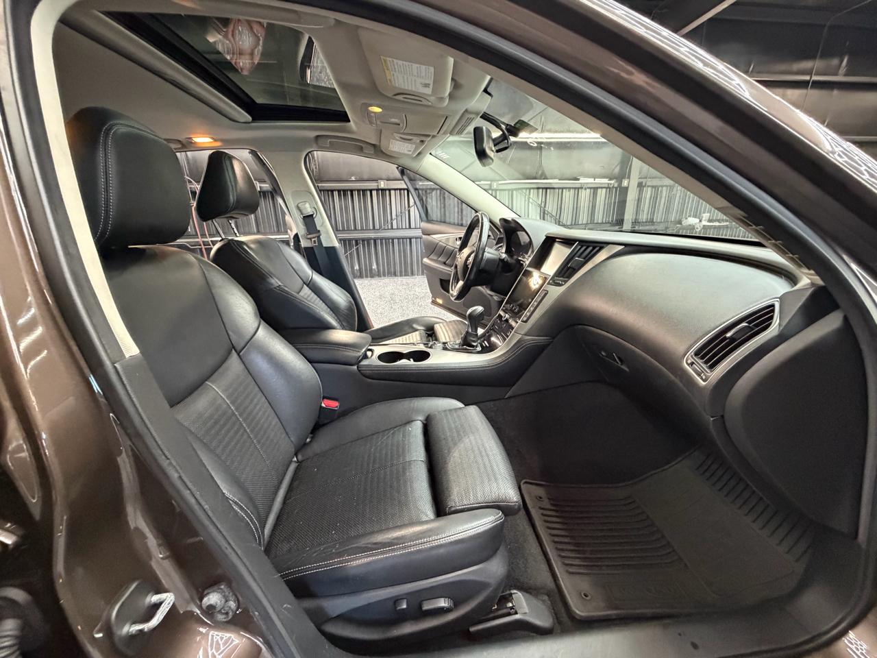 Infiniti Q50 Premium 2014