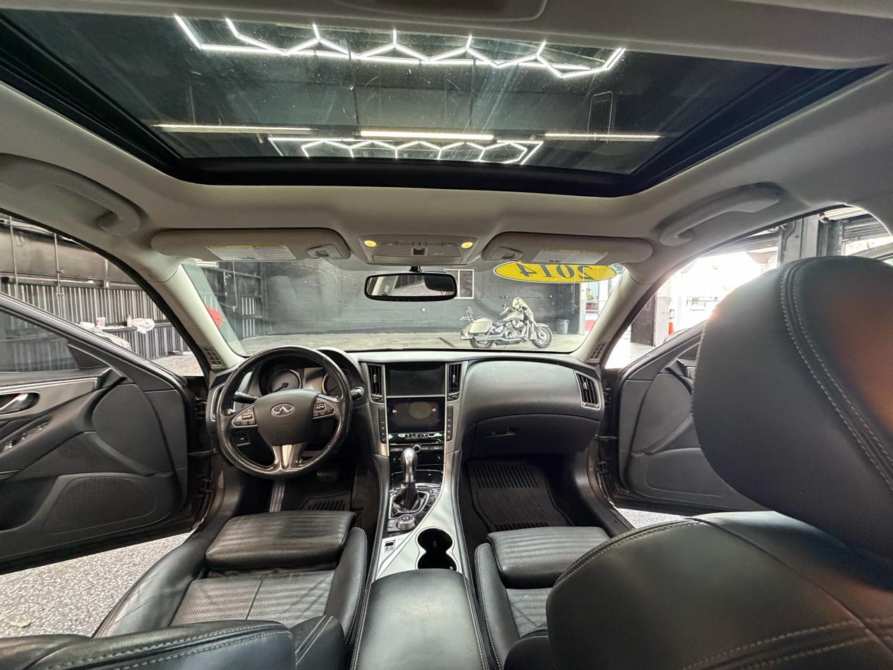 Infiniti Q50 Premium 2014