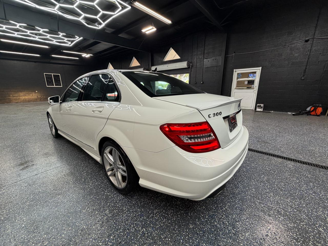 Mercedes-Benz C-Class C300 4MATIC Sport Sedan 2014