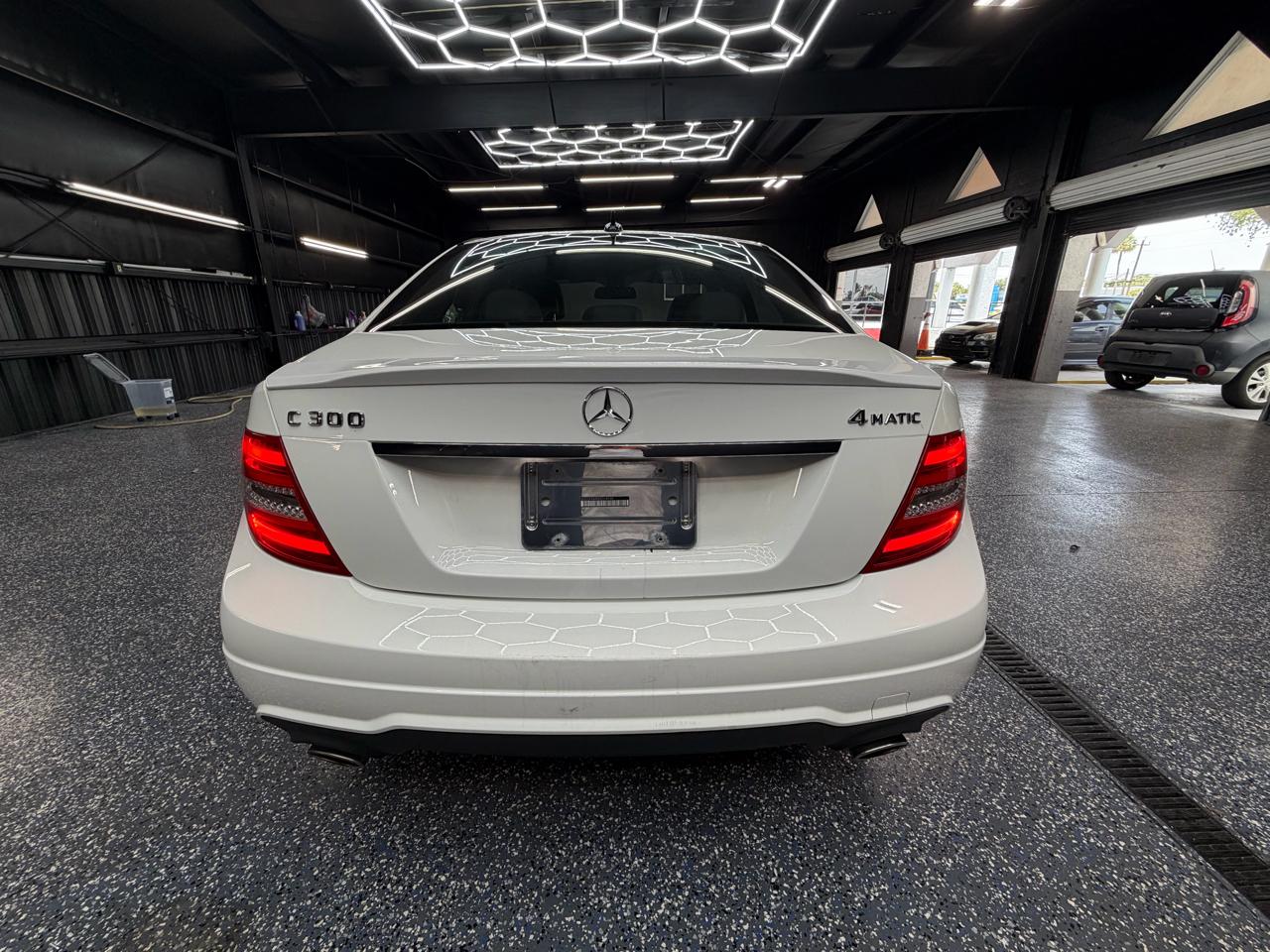 Mercedes-Benz C-Class C300 4MATIC Sport Sedan 2014