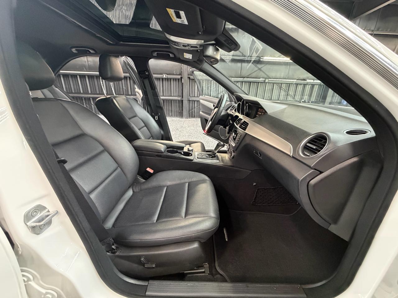 Mercedes-Benz C-Class C300 4MATIC Sport Sedan 2014
