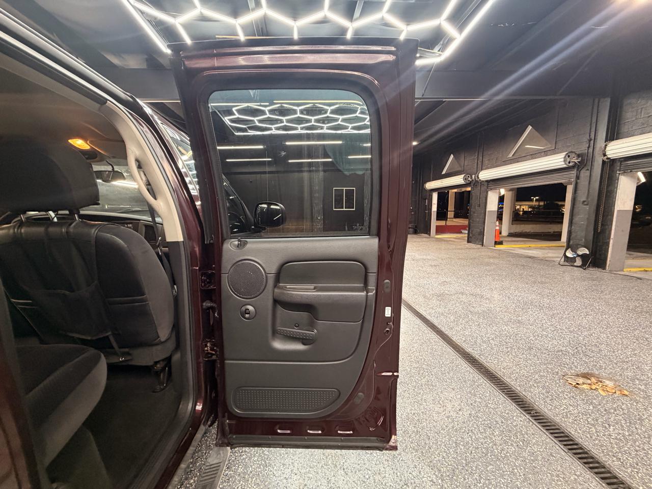 Dodge Ram 1500 Laramie Quad Cab Long Bed 2WD 2005