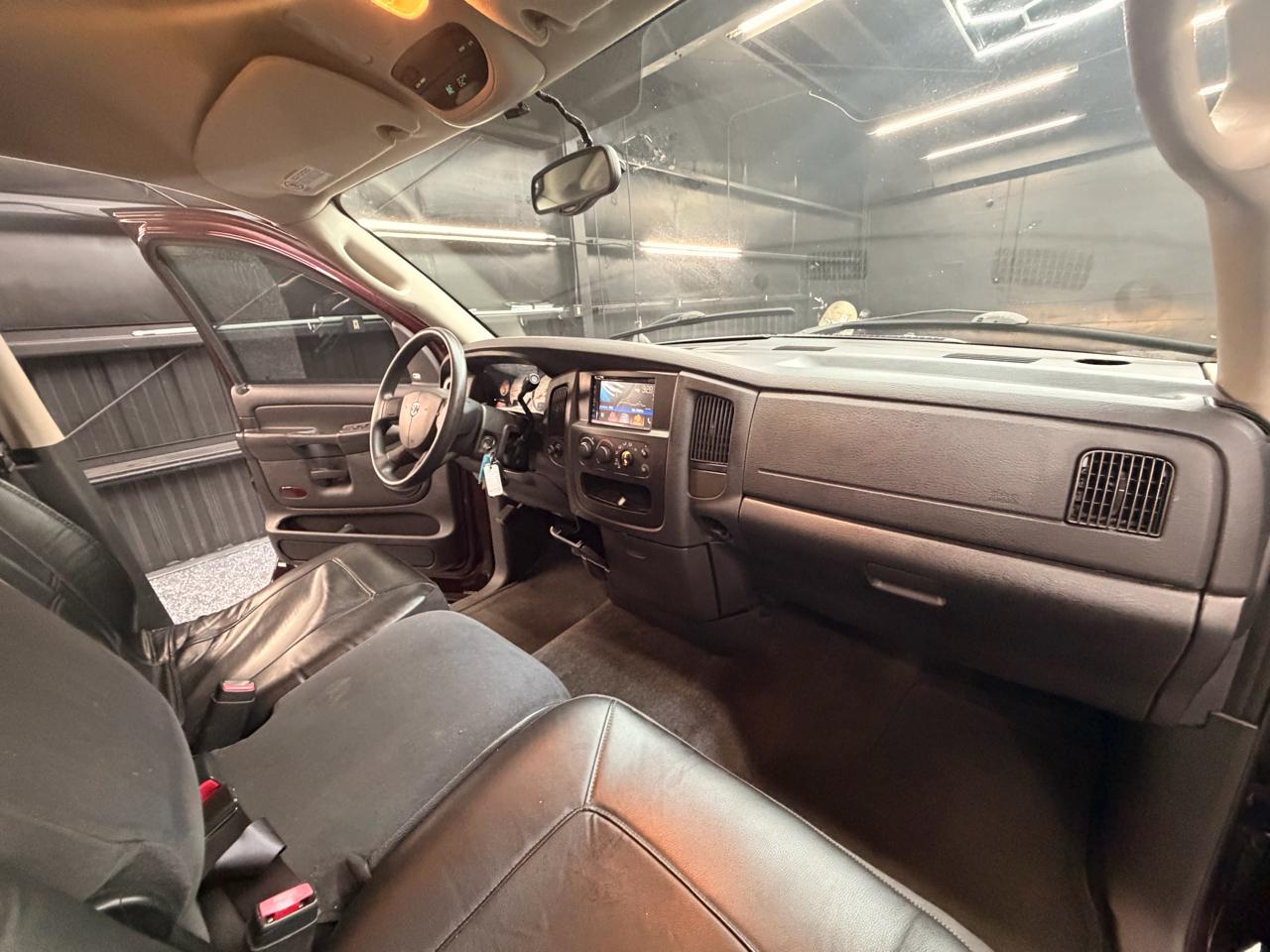 Dodge Ram 1500 Laramie Quad Cab Long Bed 2WD 2005