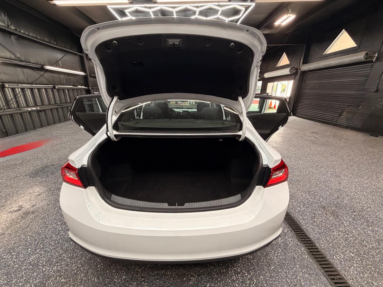 Chevrolet Malibu LS 2023