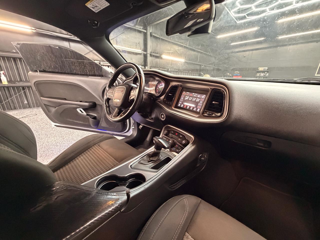 Dodge Challenger SXT 2019