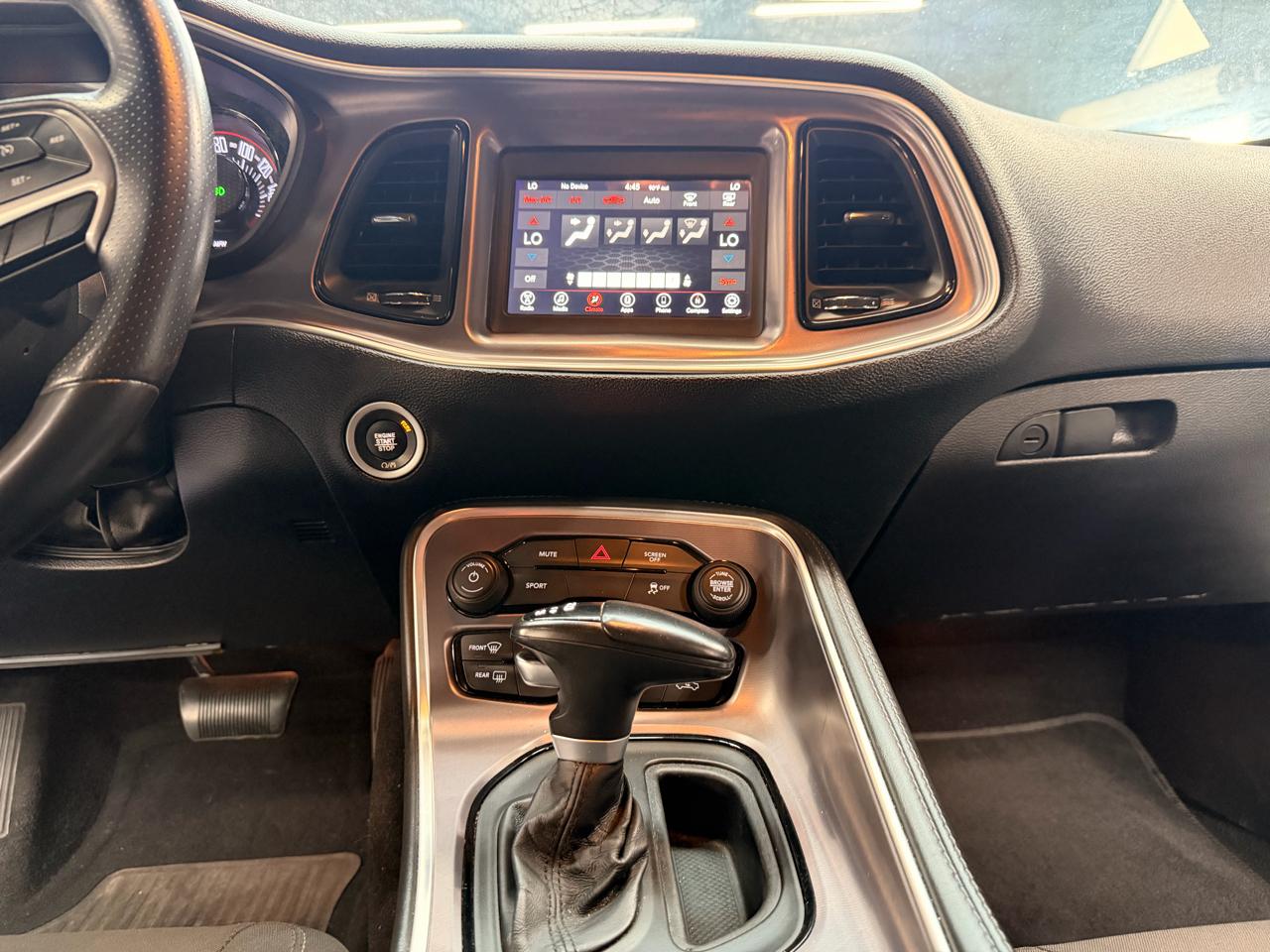 Dodge Challenger SXT 2019