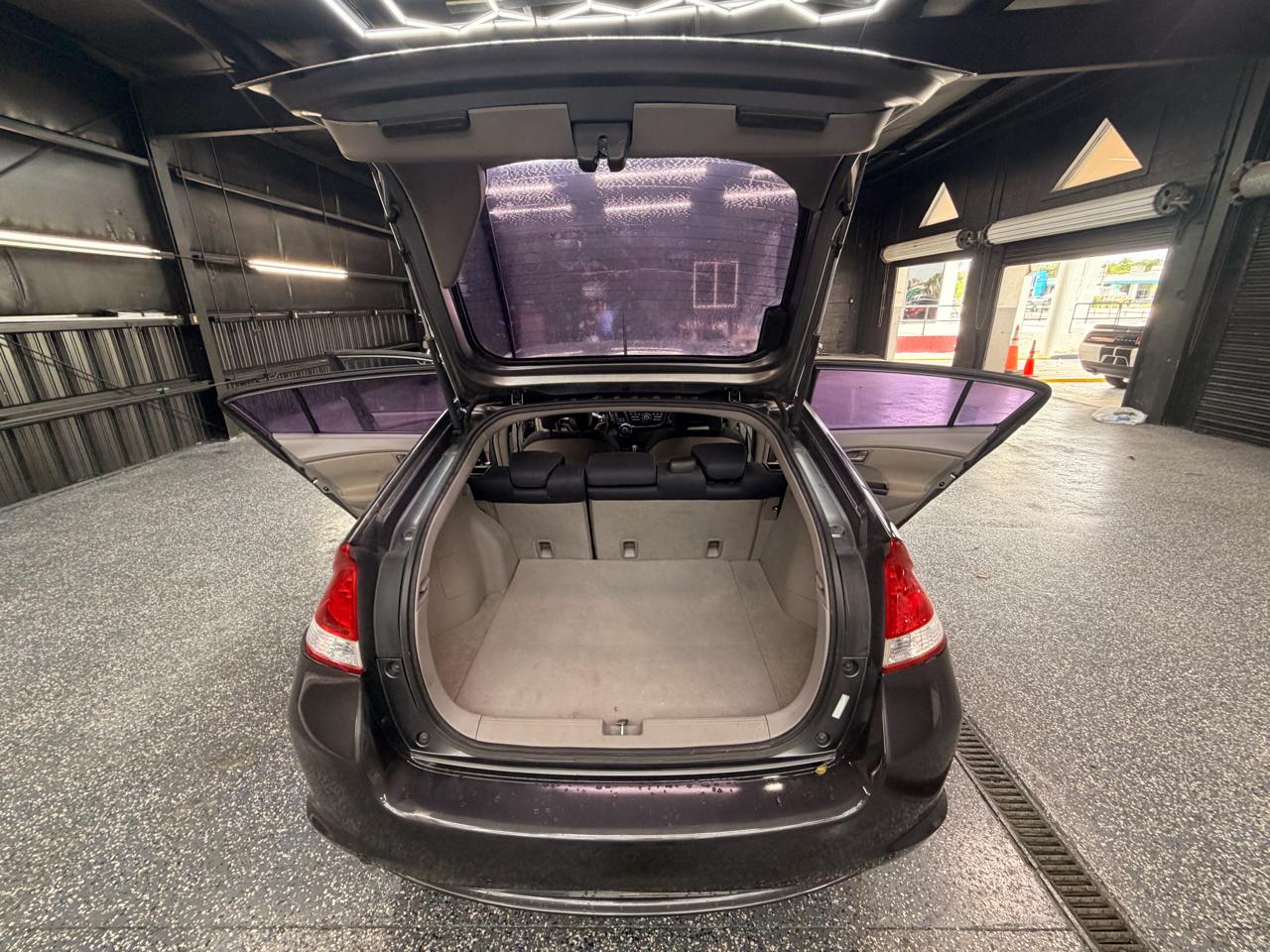 Honda Insight EX with Navigation 2011