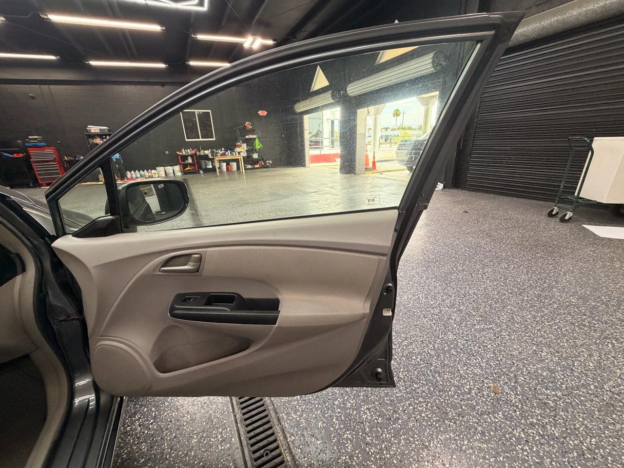 Honda Insight EX with Navigation 2011