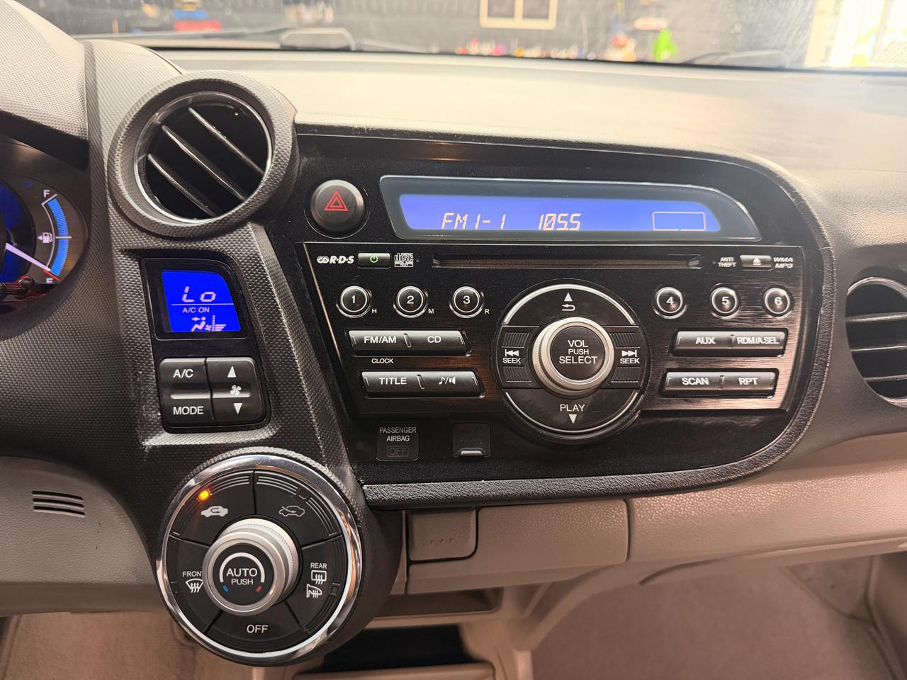 Honda Insight EX with Navigation 2011