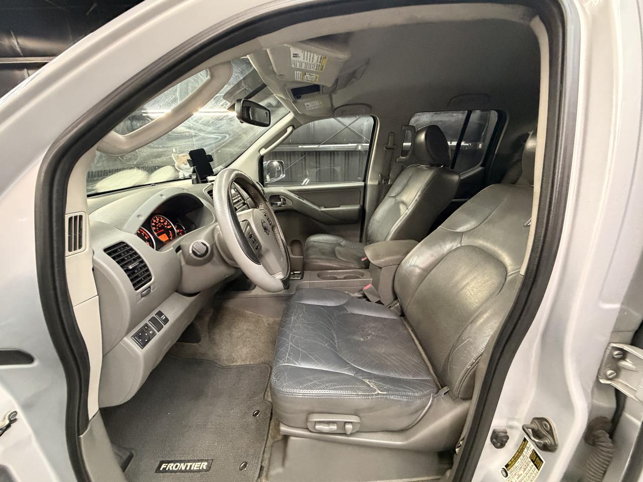 Nissan Frontier S Crew Cab 2WD 2011
