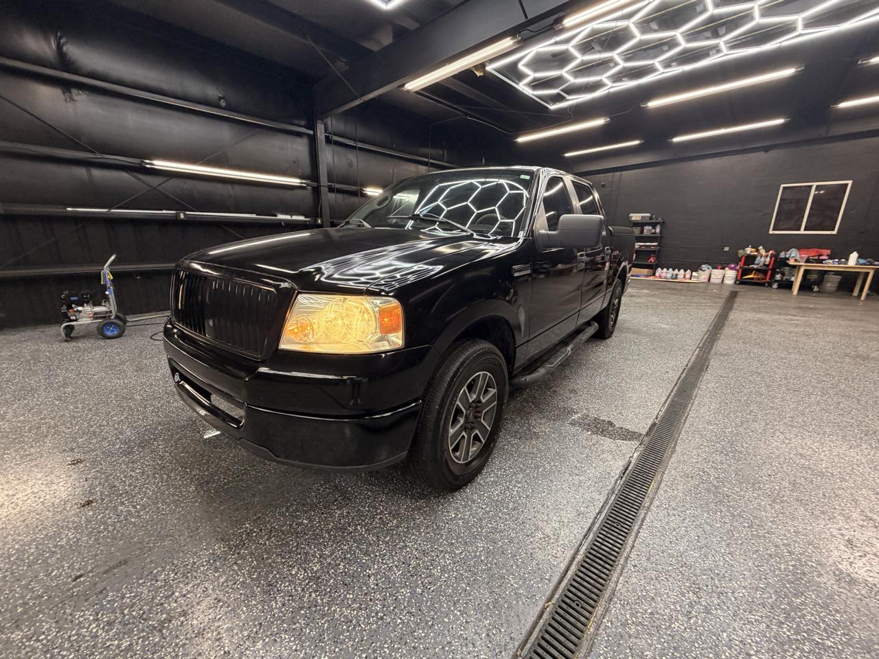 2006 Ford F-150 XLT SuperCrew 6.5-ft Box 2WD
