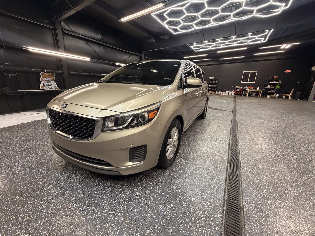 Kia Sedona LX 2017
