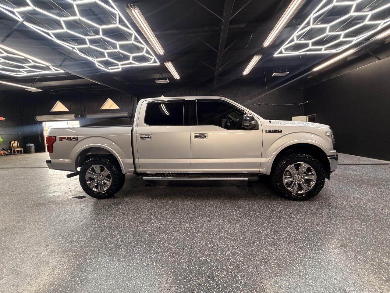 Ford F-150 Lariat 4WD SuperCrew 5.5' Box 2019