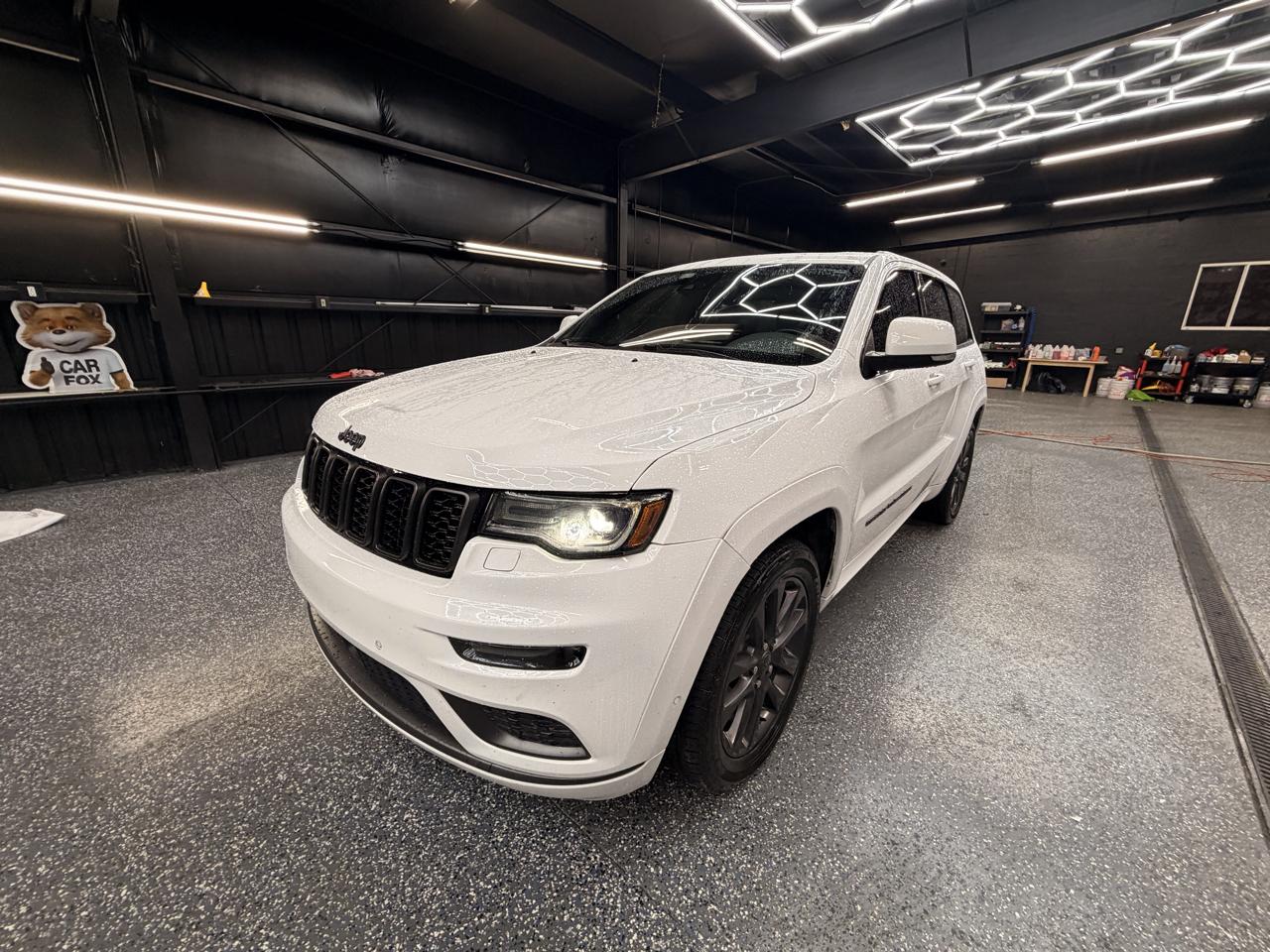 2018 Jeep Grand Cherokee Overland 2WD