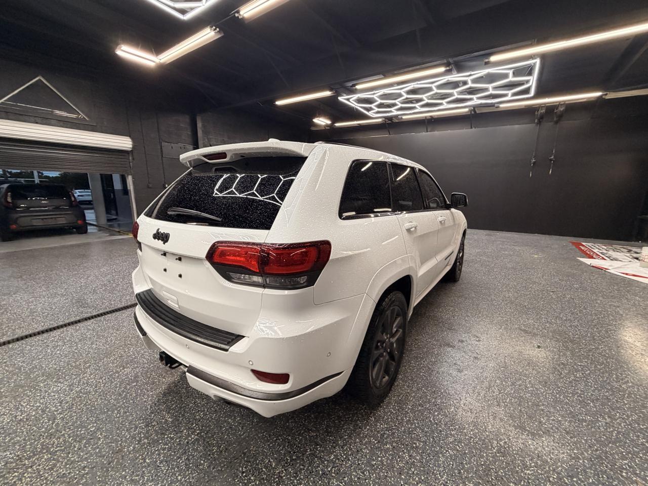 Jeep Grand Cherokee Overland 2WD 2018