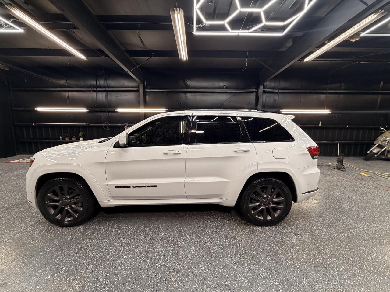 Jeep Grand Cherokee Overland 2WD 2018