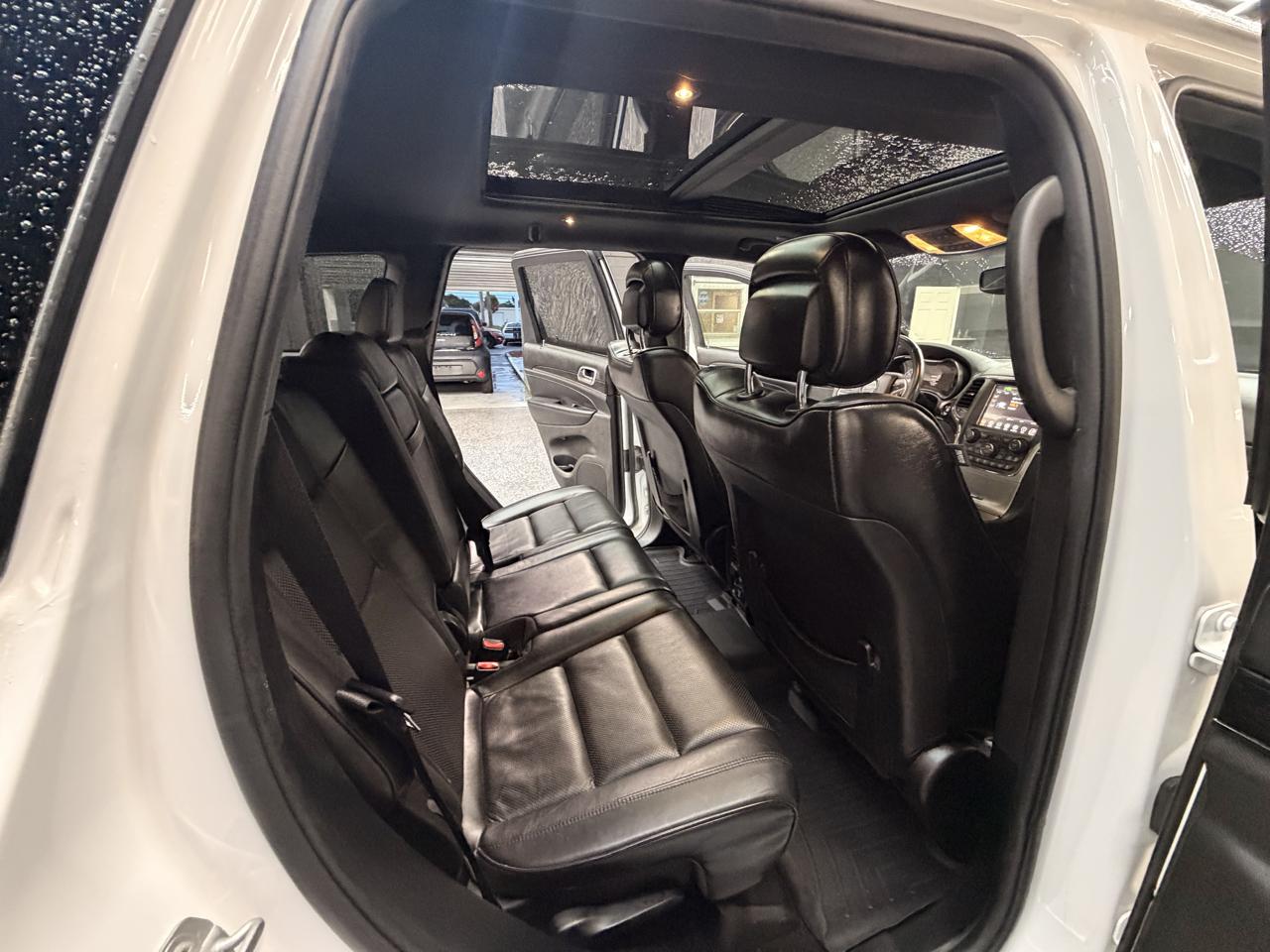 Jeep Grand Cherokee Overland 2WD 2018