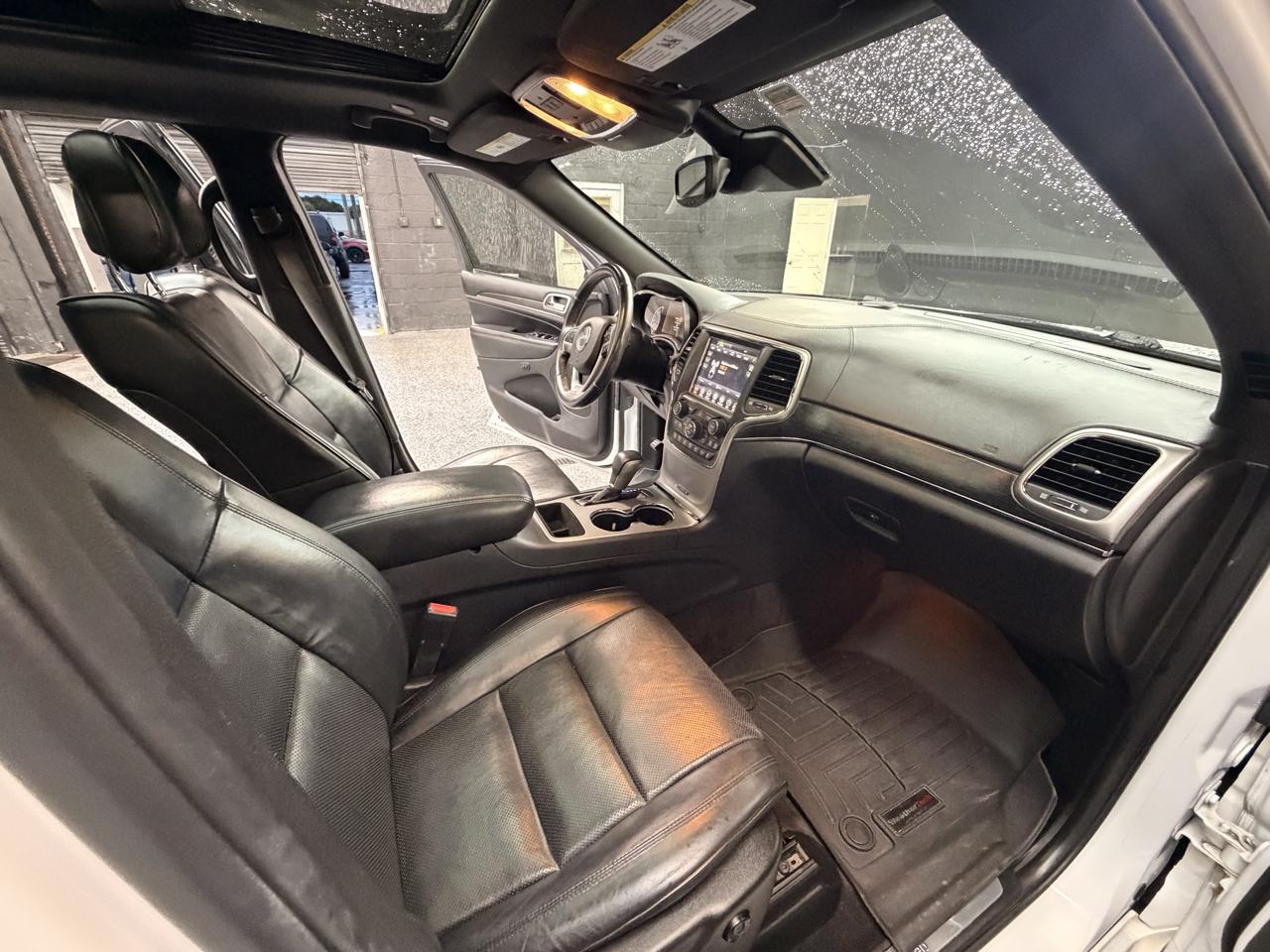 Jeep Grand Cherokee Overland 2WD 2018