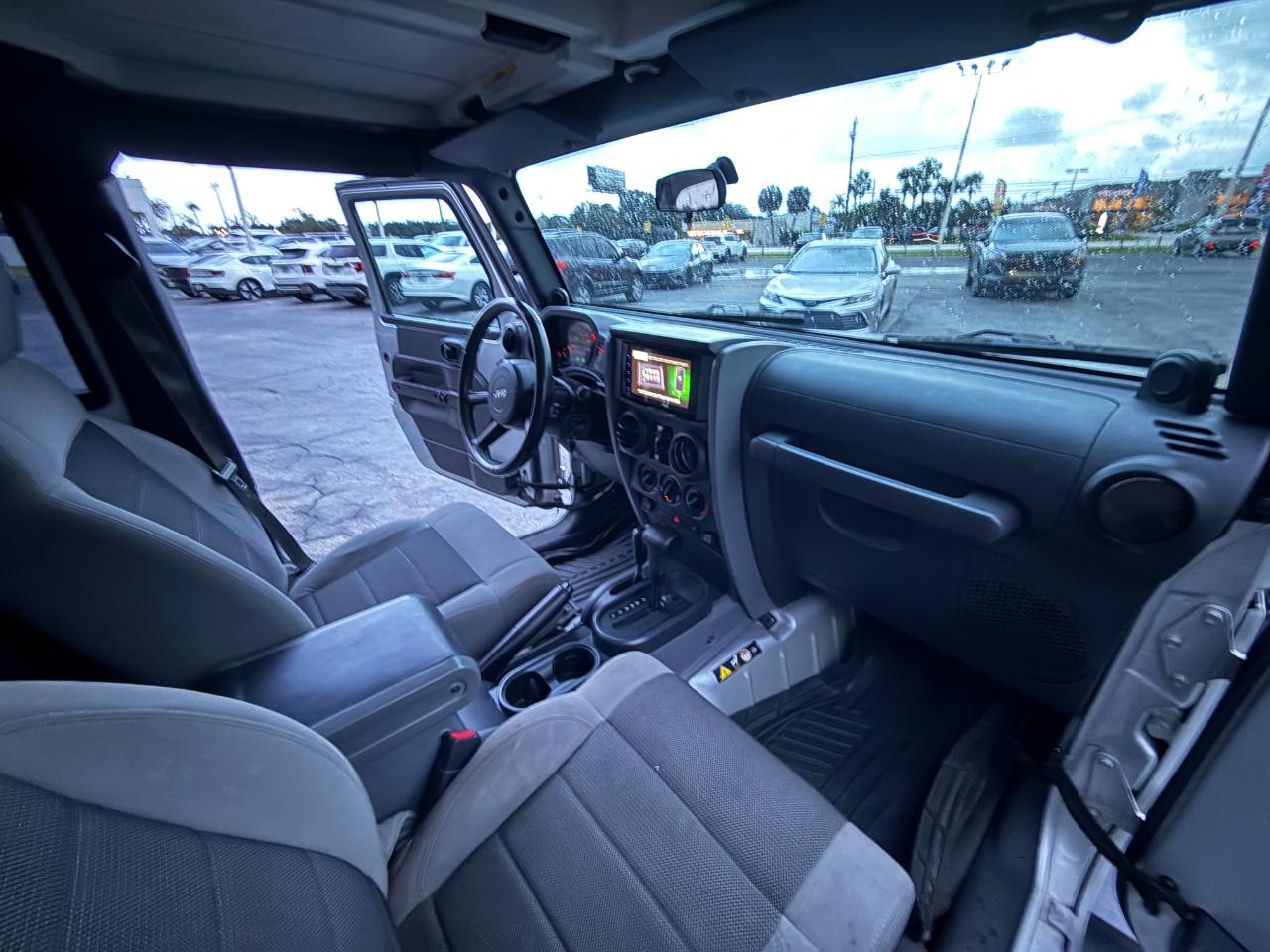 Jeep Wrangler 4WD 4dr Unlimited X 2007