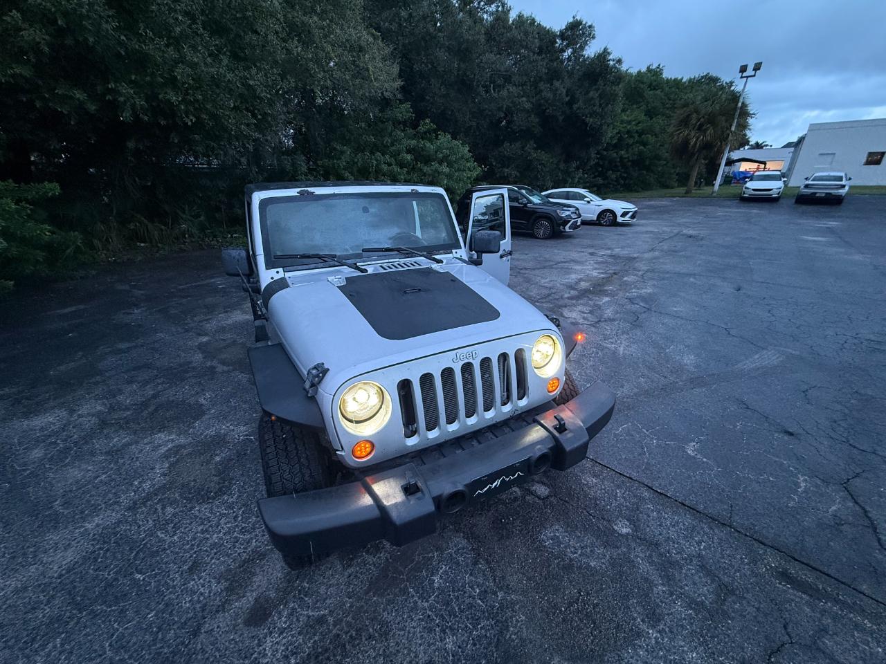 Jeep Wrangler 4WD 4dr Unlimited X 2007