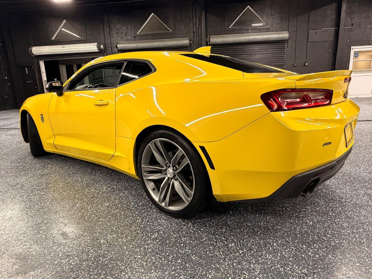 Chevrolet Camaro 2dr Cpe 1LT 2018