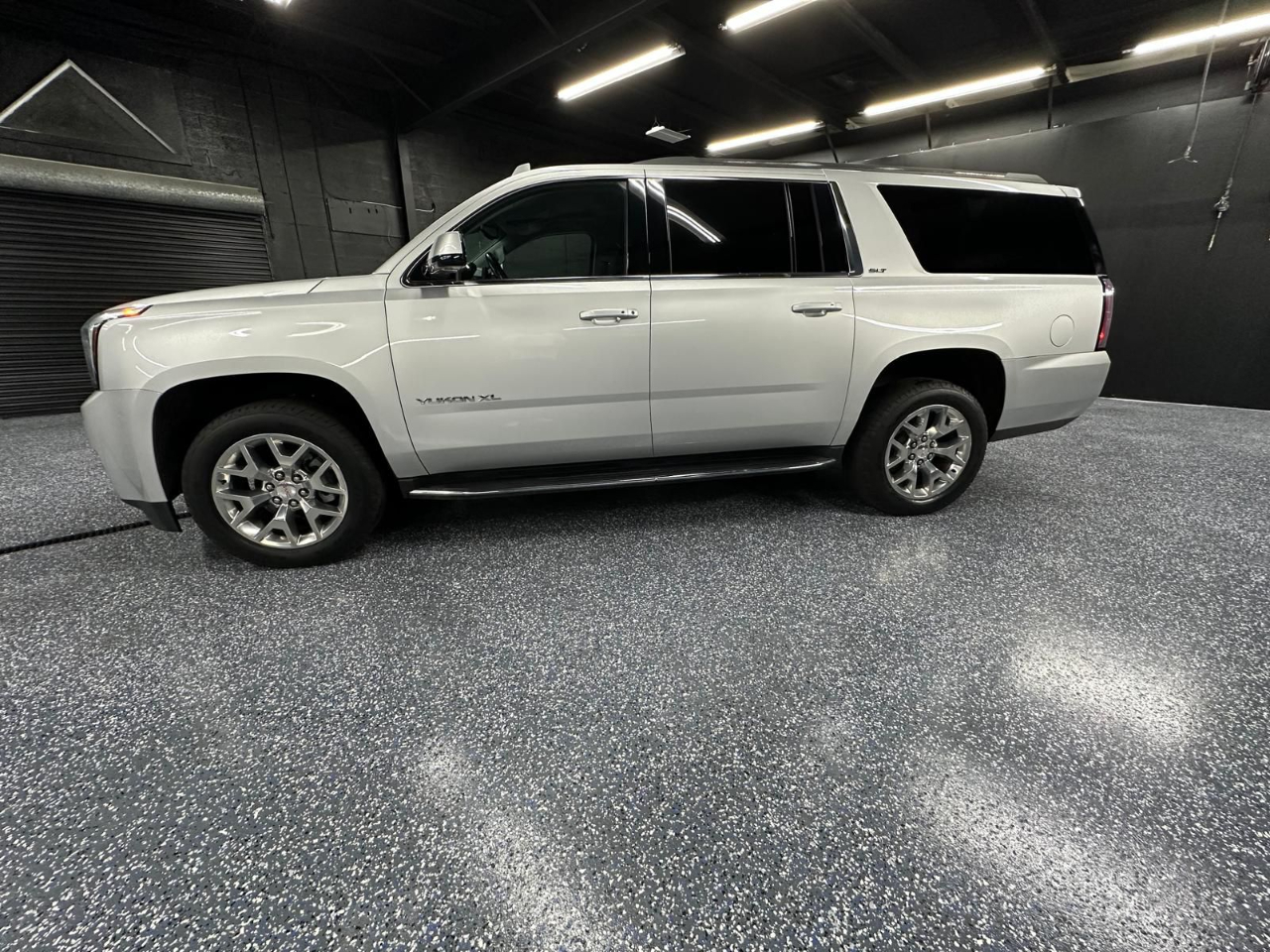 GMC Yukon XL 2WD 4dr SLT 2019