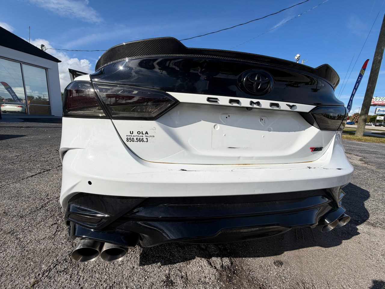 Toyota Camry SE 2020