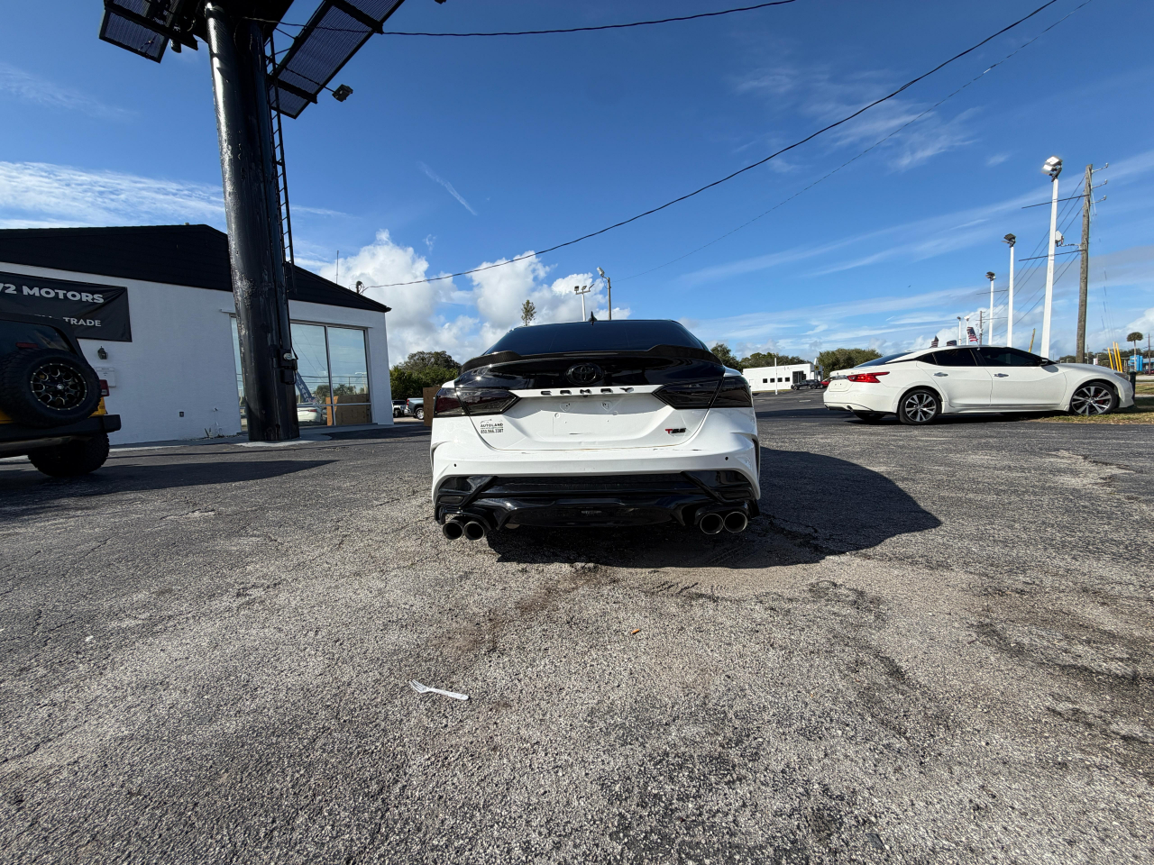 Toyota Camry SE 2020