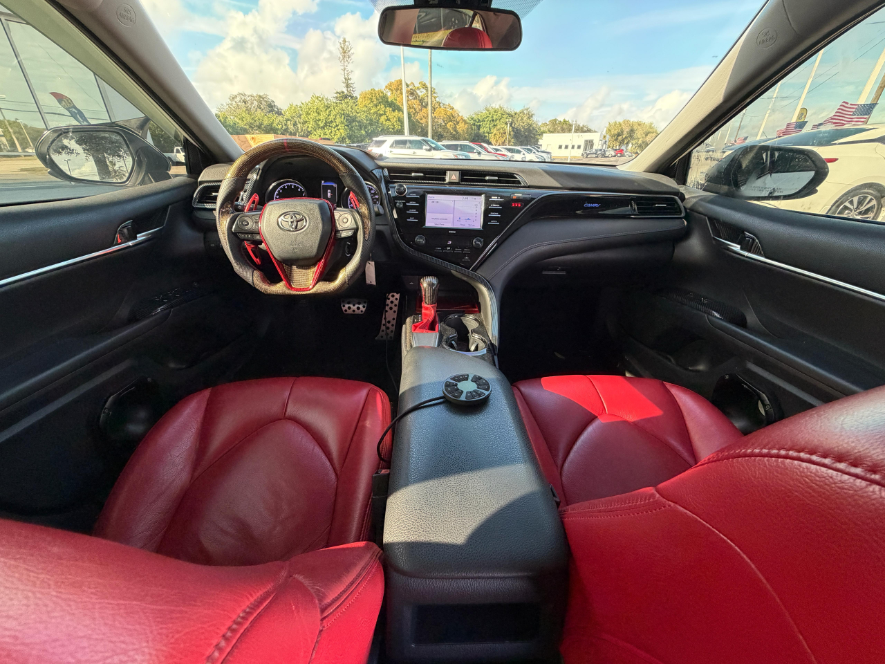 Toyota Camry SE 2020