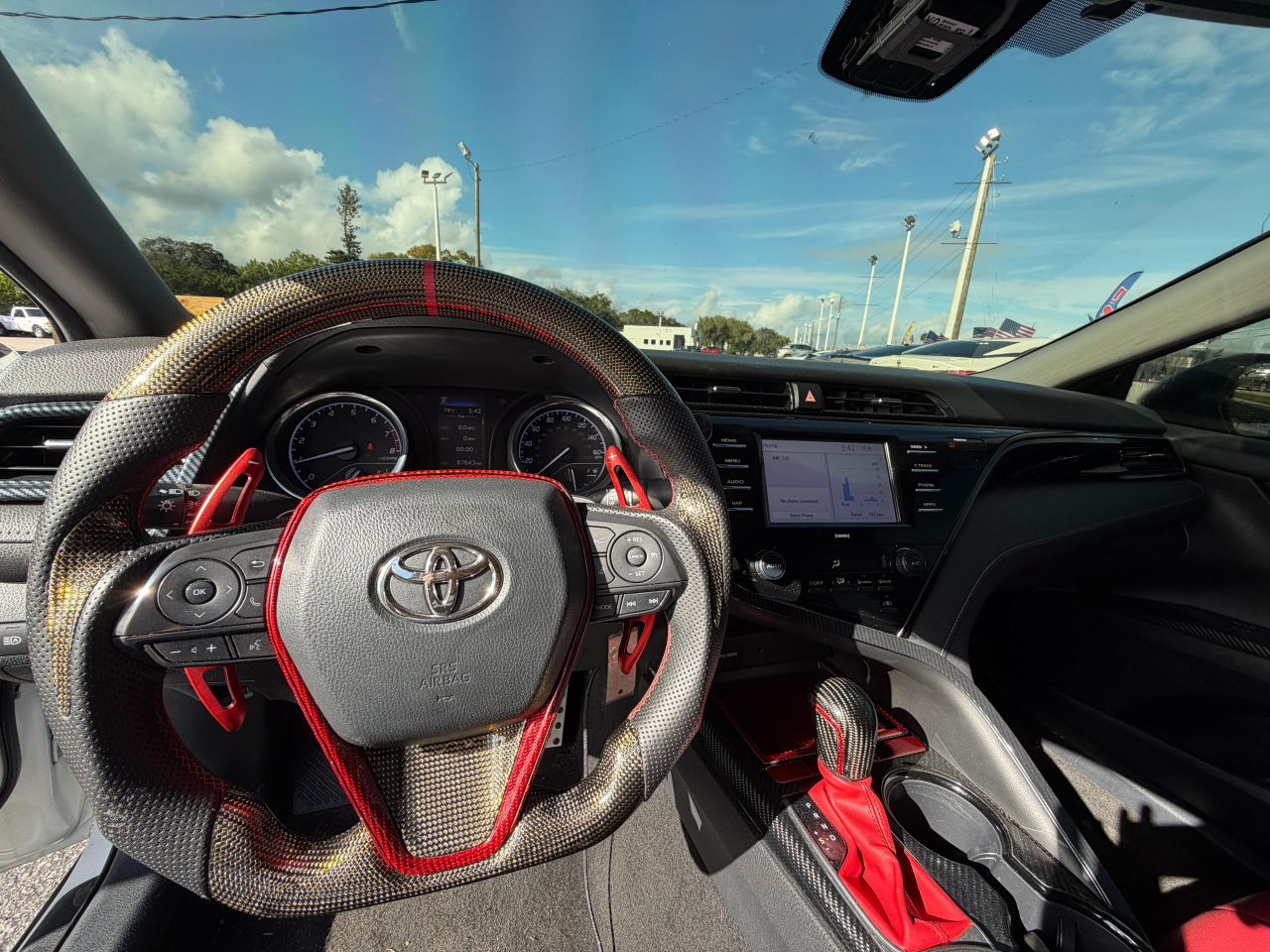 Toyota Camry SE 2020