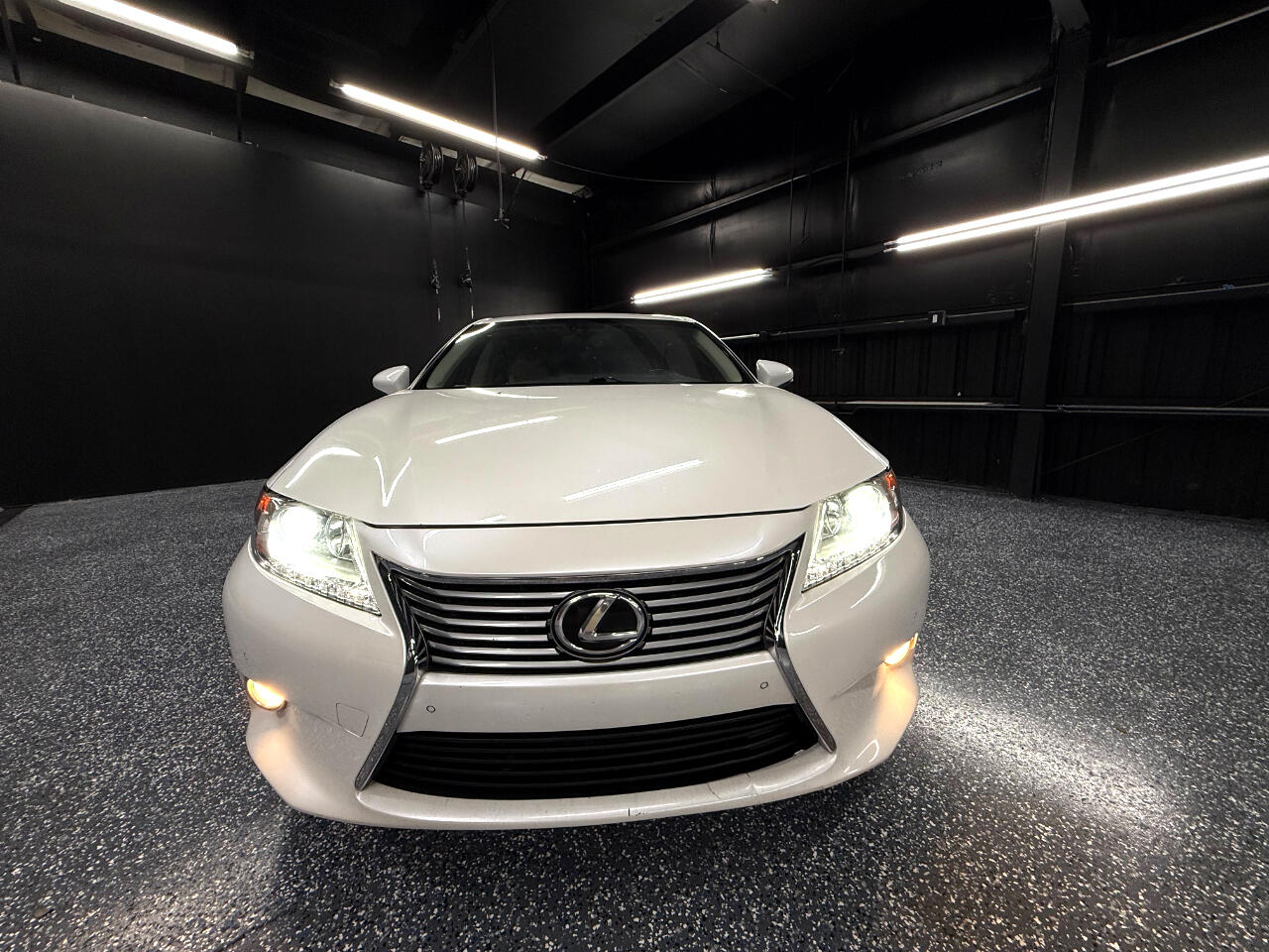 Lexus ES 350 4dr Sdn 2013