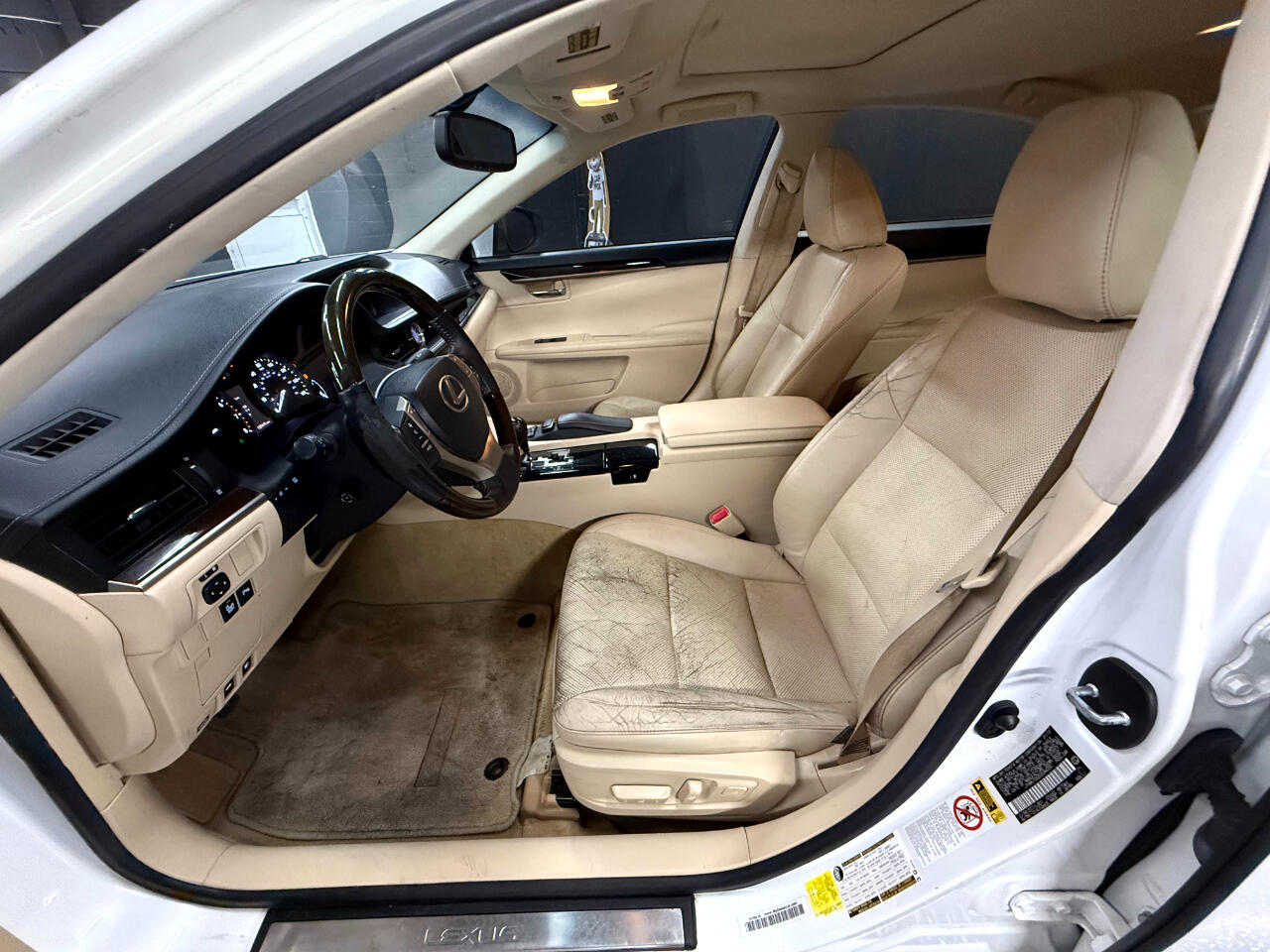 Lexus ES 350 4dr Sdn 2013