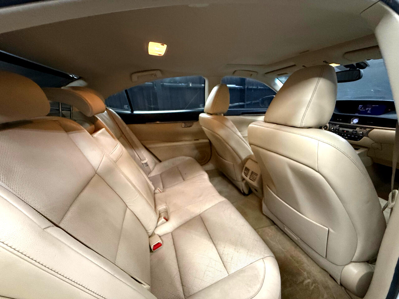 Lexus ES 350 4dr Sdn 2013