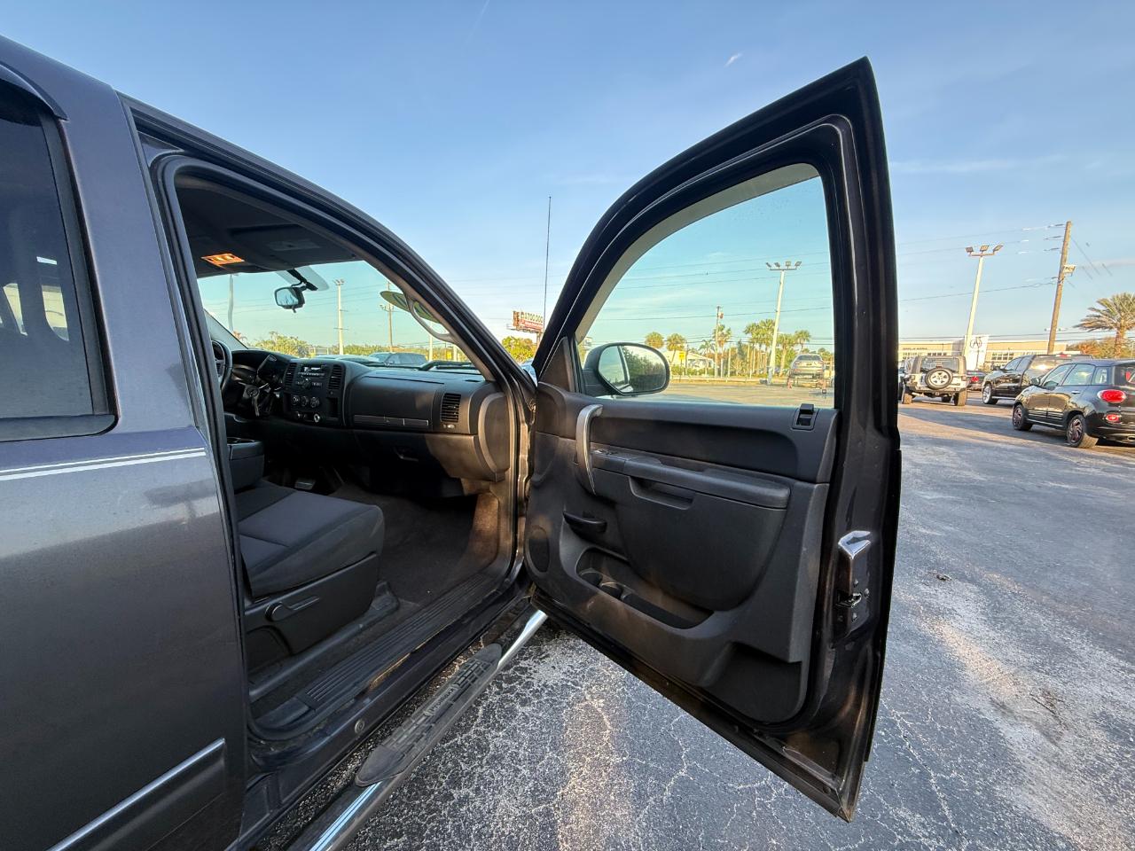 GMC Sierra 1500 2WD Crew Cab 143.5" SLE 2010