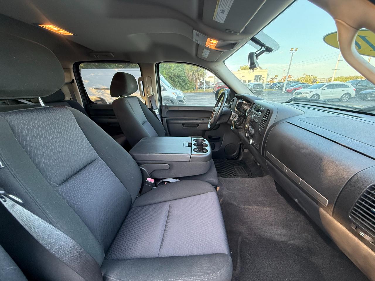 GMC Sierra 1500 2WD Crew Cab 143.5" SLE 2010