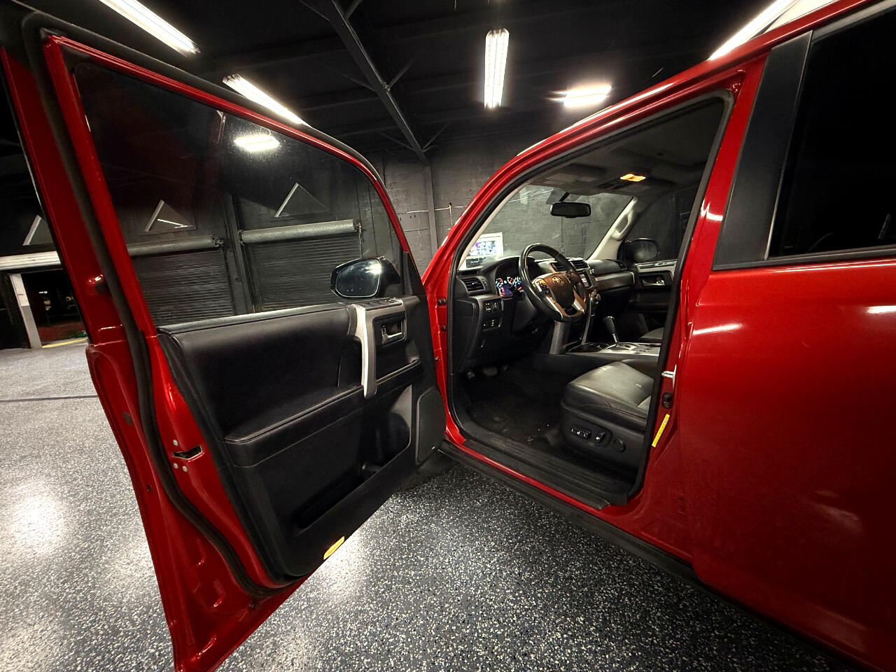 Toyota 4Runner SR5 Premium 2WD (Natl) 2017