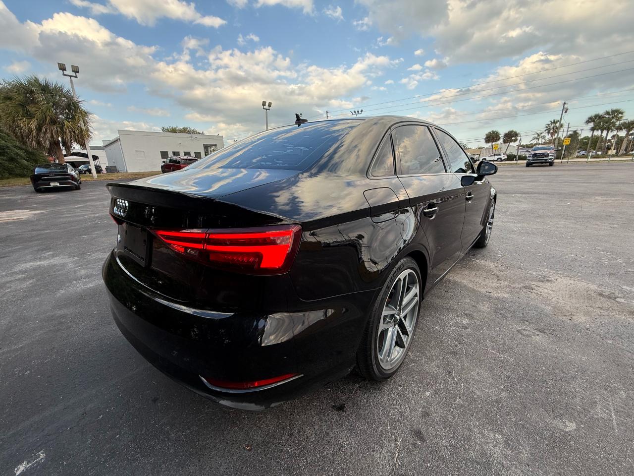 Audi A3 Sedan Premium 40 TFSI 2019