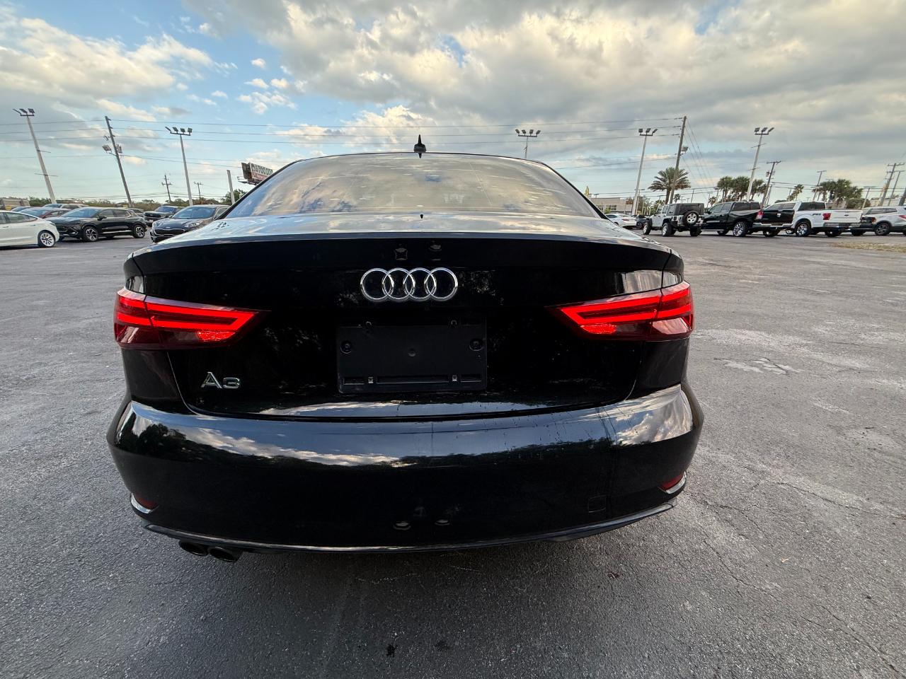 Audi A3 Sedan Premium 40 TFSI 2019