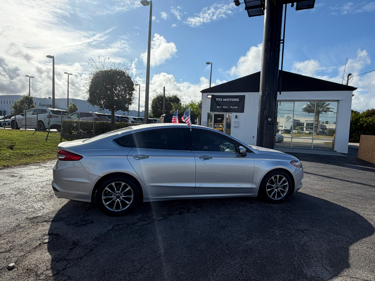 Ford Fusion SE FWD 2017